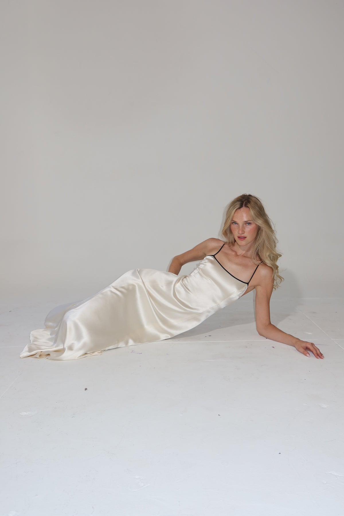 F/W 1995 Chanel silk white dress