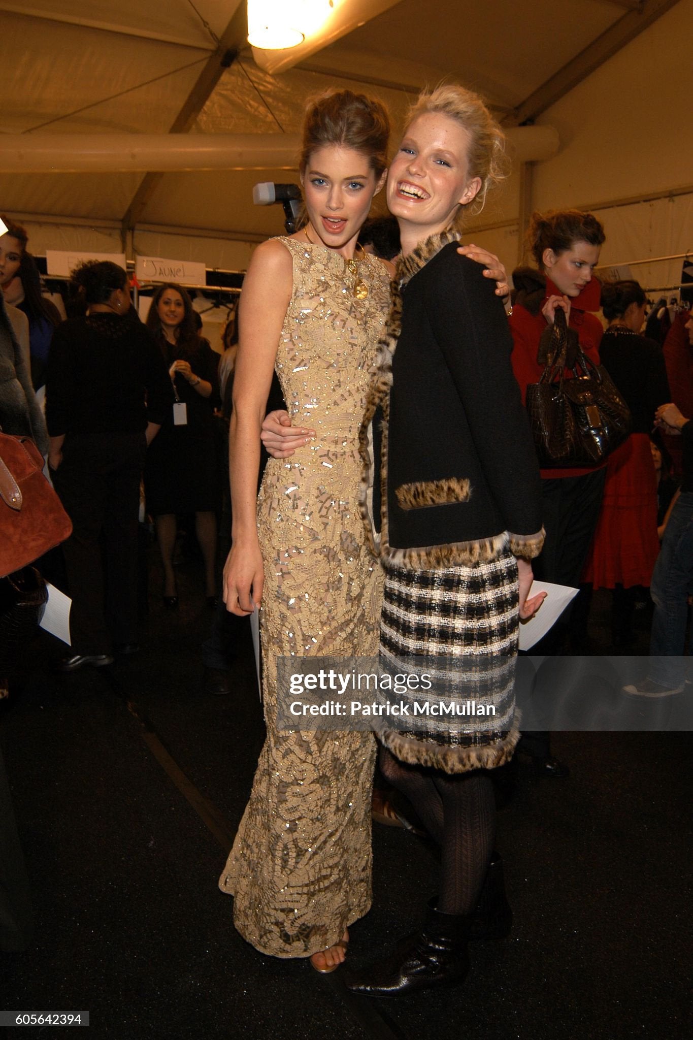 Oscar De La Renta F/W 2008 Runway gold embellished gown